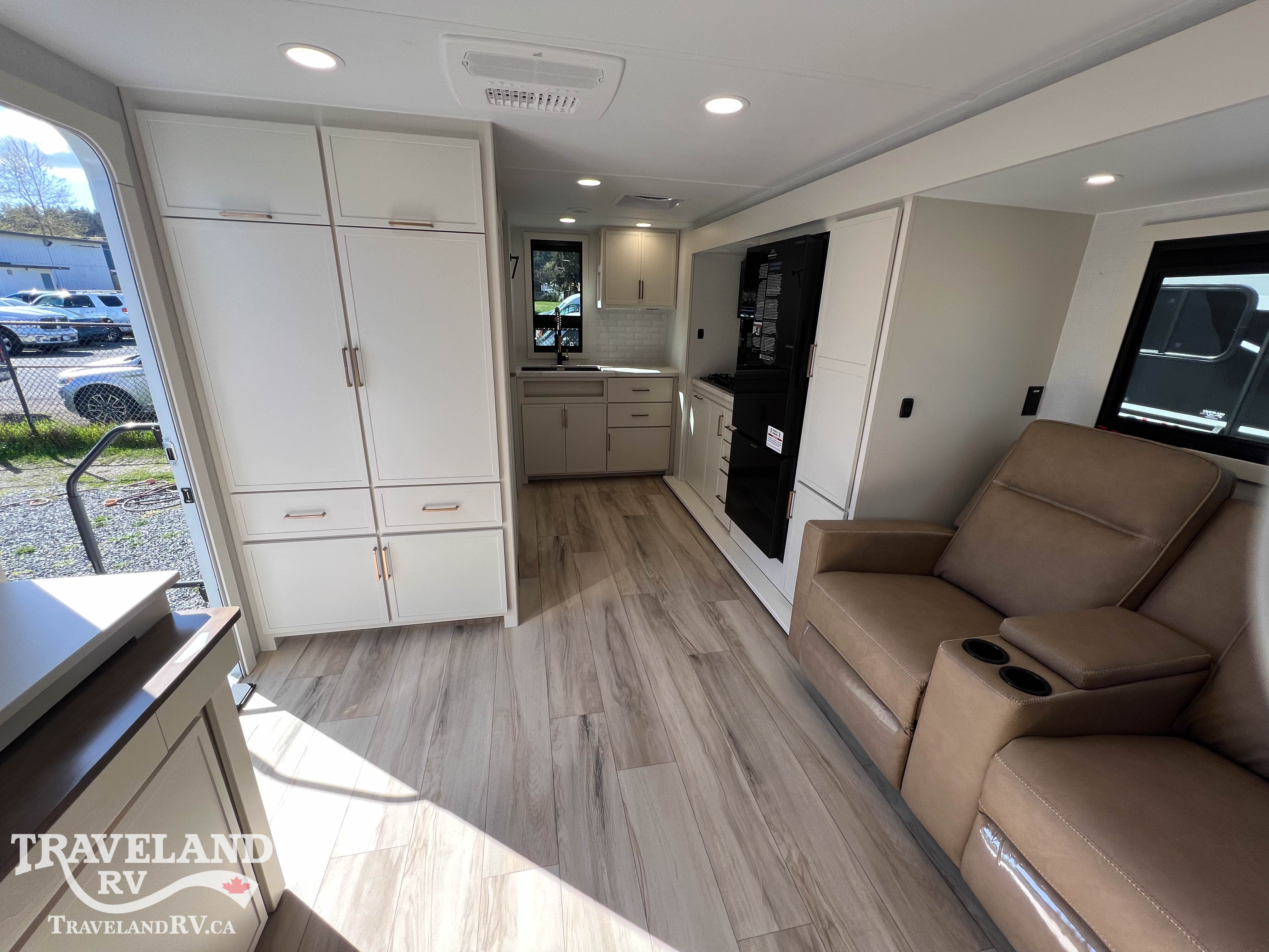 2026 Brinkley RV Model Ix 23x - Image 7