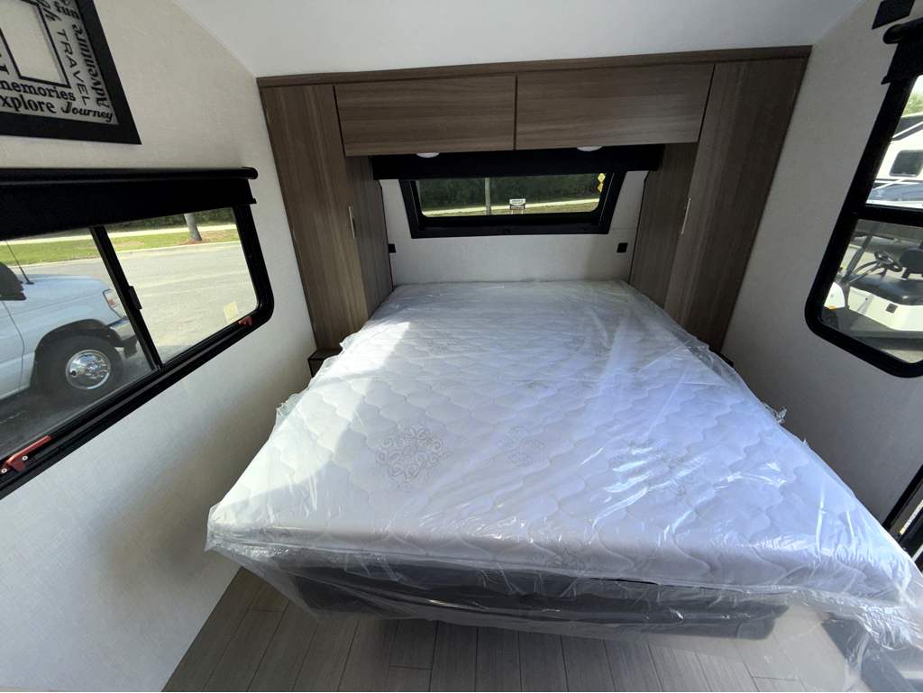 2024 VENTURE RV SONIC 190VRB - Image 14