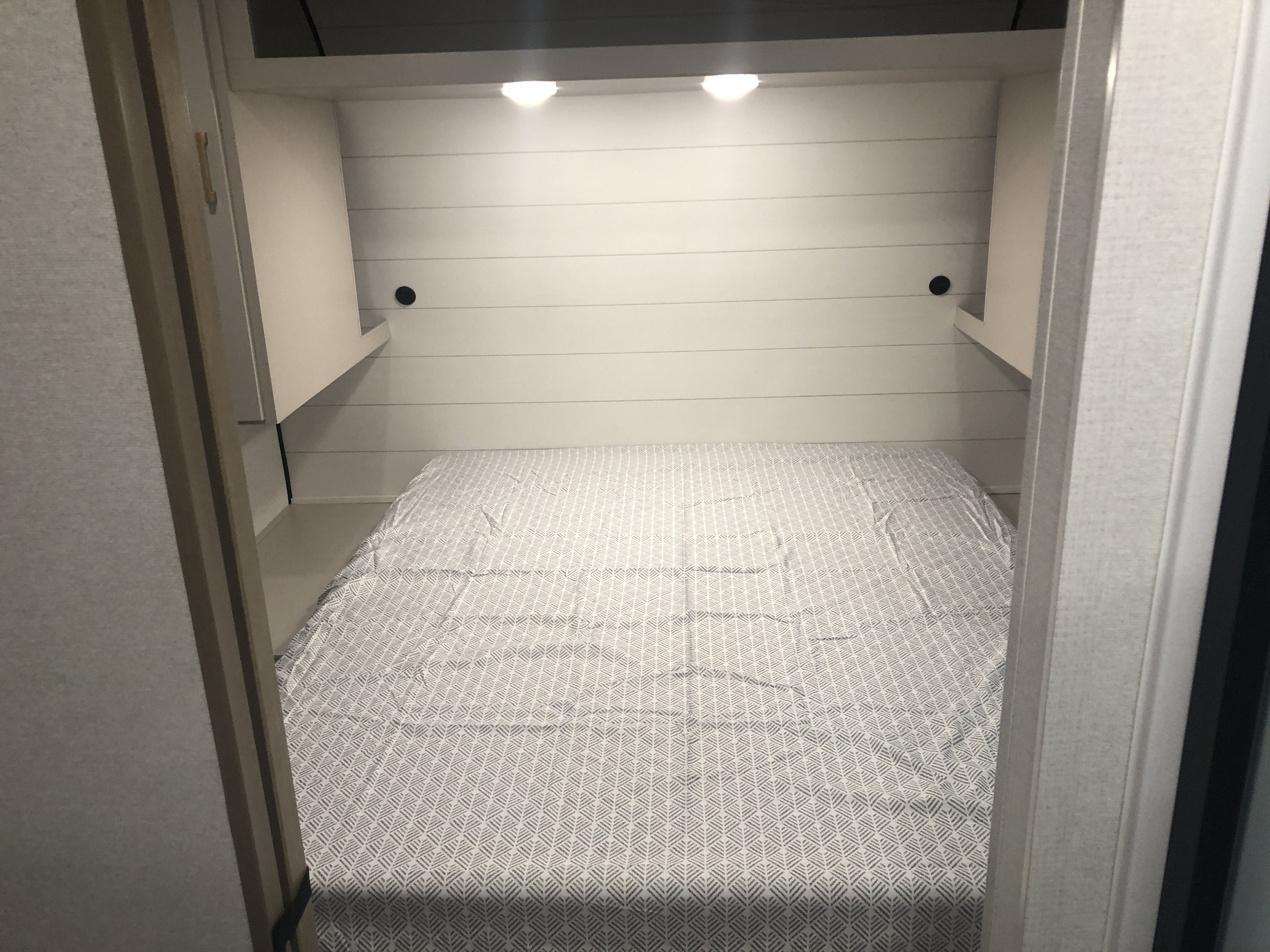 2027 Jayco Jay Flight SLX 262RLSW - Image 16