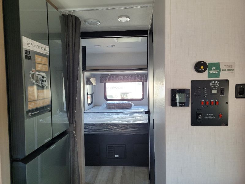 2026 Forest River Sunseeker 2500TSF - Image 11