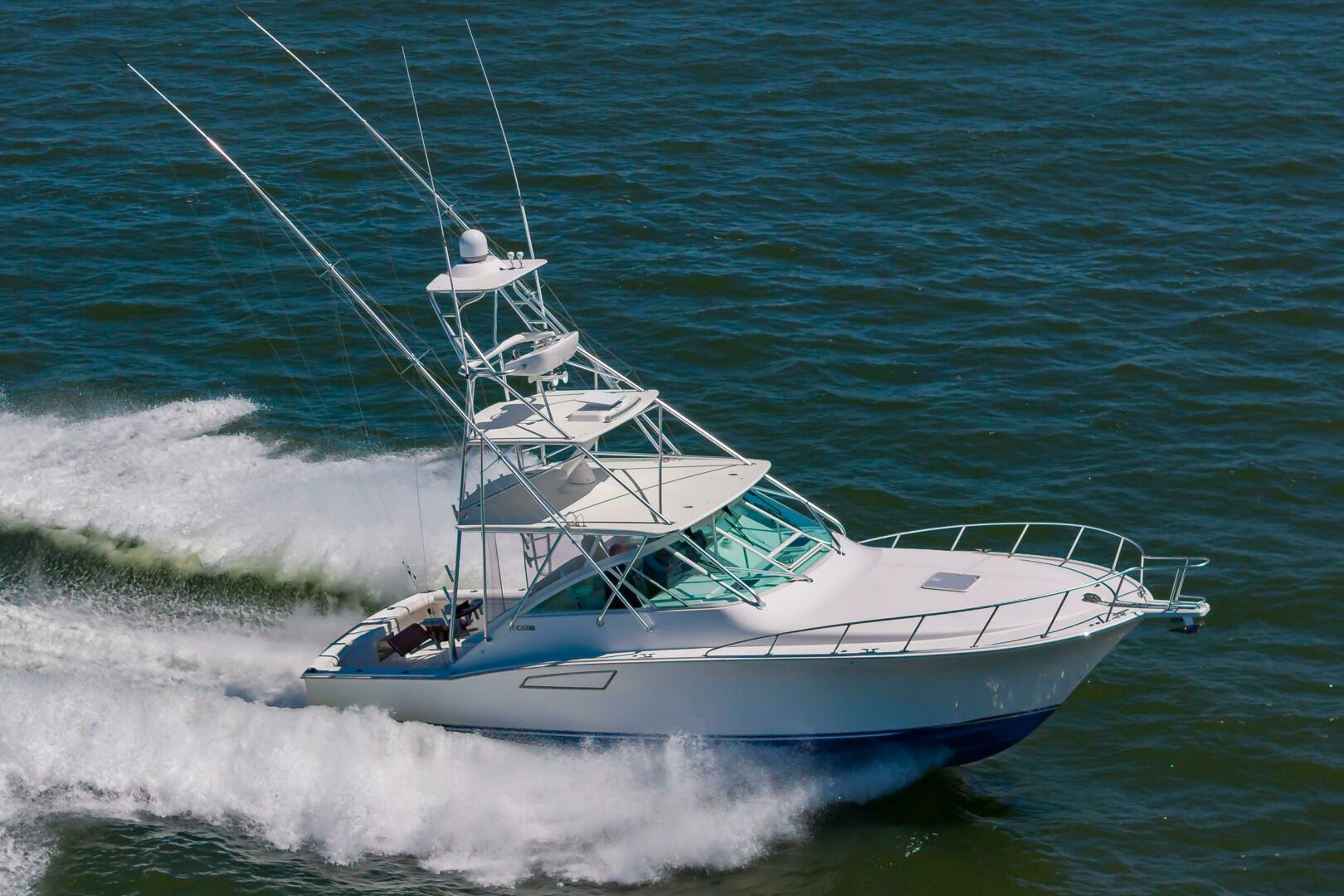 2008 Cabo 40 Express - Image 3