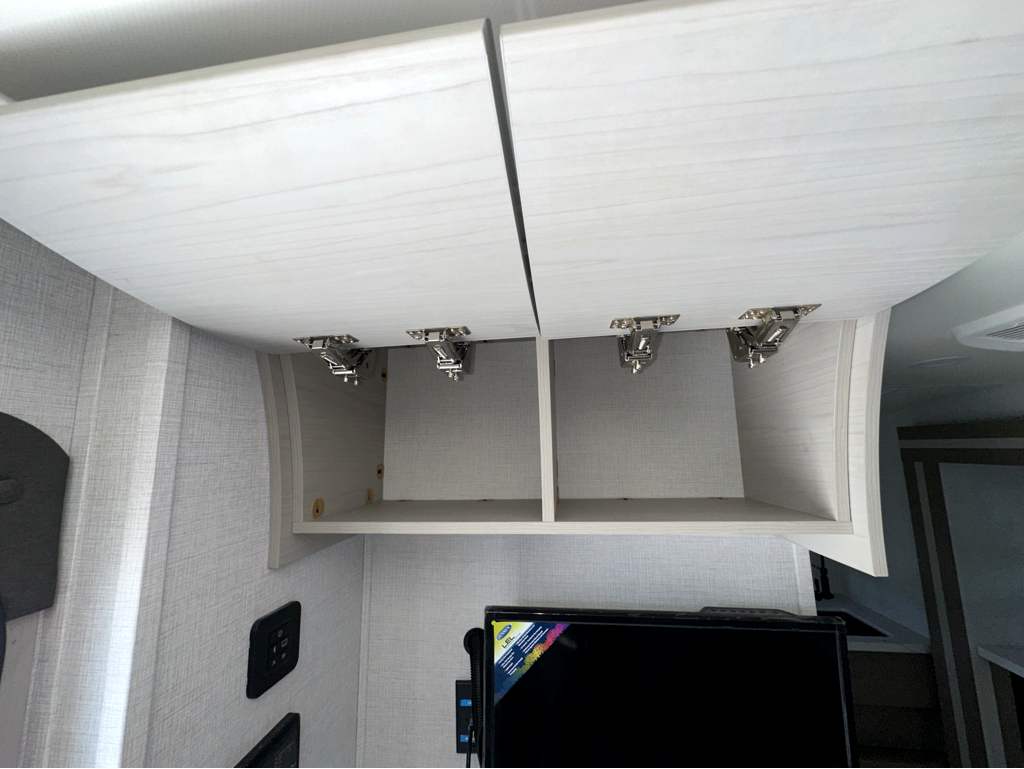 2025 GRAND DESIGN SERENOVA 150HL - Image 20