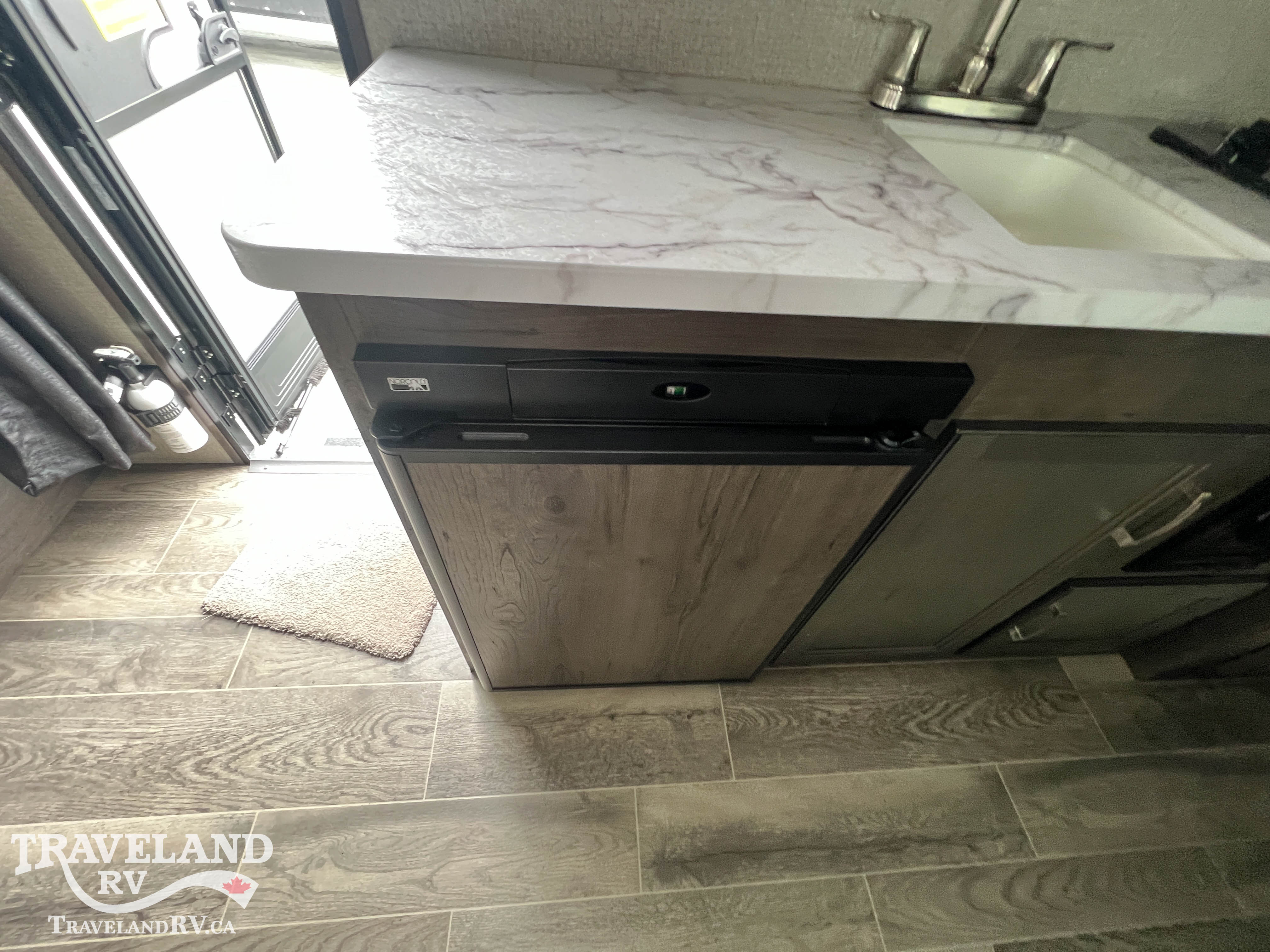 2021 JAYCO Jay Flight SLX 184BS - Image 12