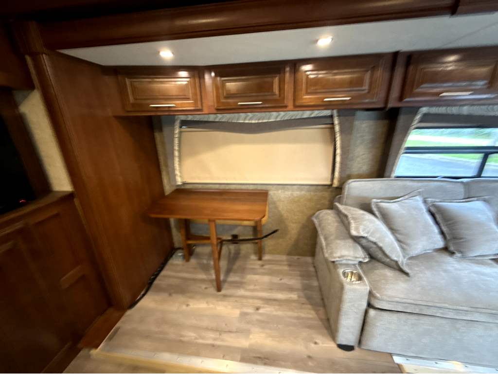 2016 FOREST RIVER GEORGETOWN 328TS - Image 14