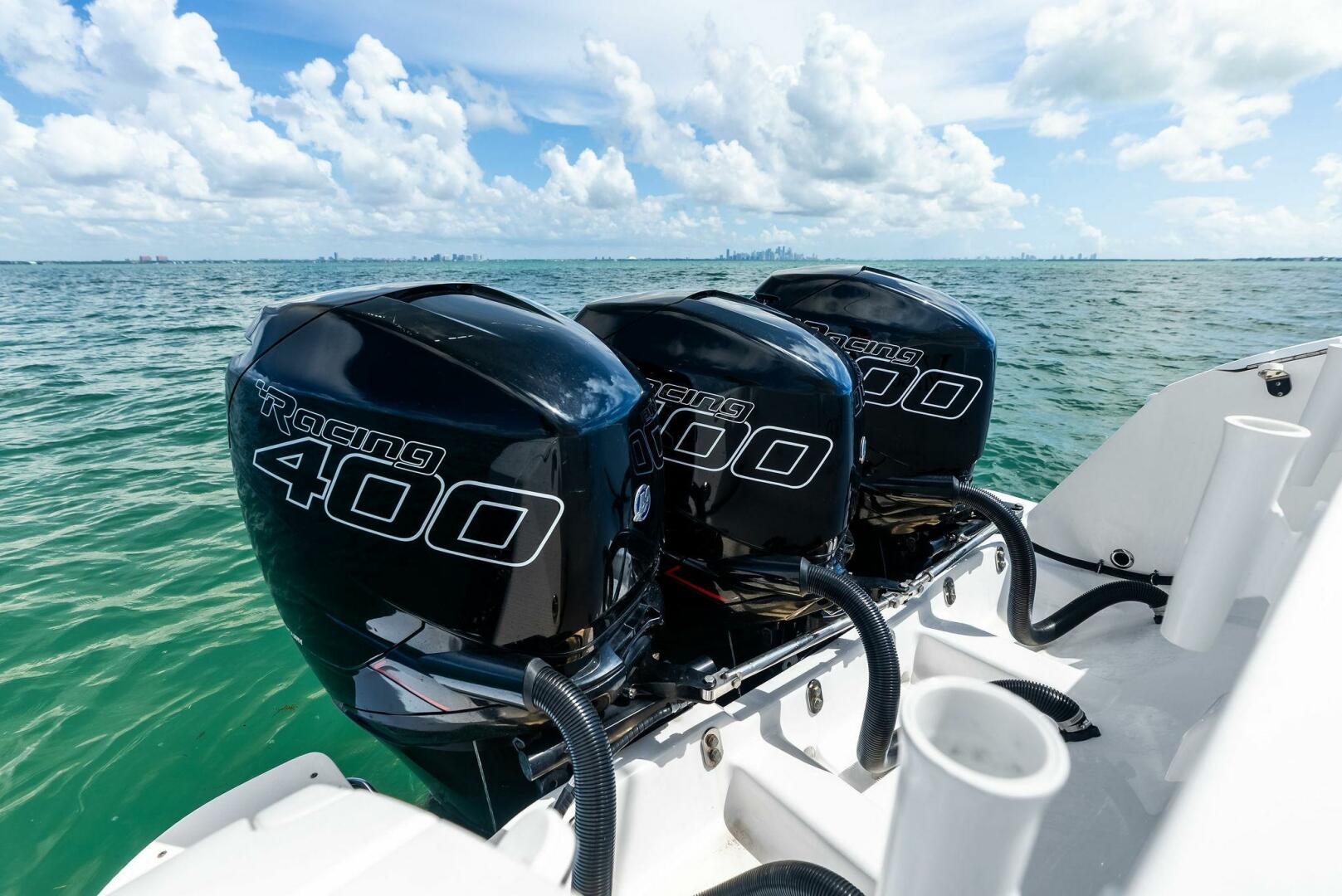 2018 Intrepid 430 Sport Yacht - Image 22