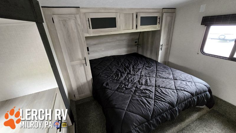 2024 KZ RV Sportsmen 303RL - Image 25