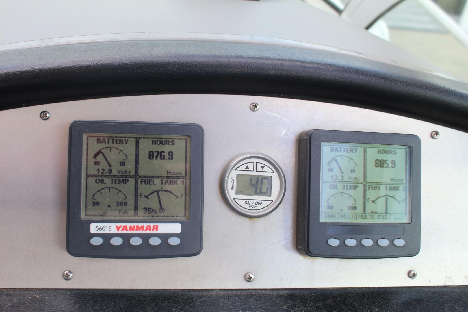 2007 Cruisers Yachts 420 Express - Image 14