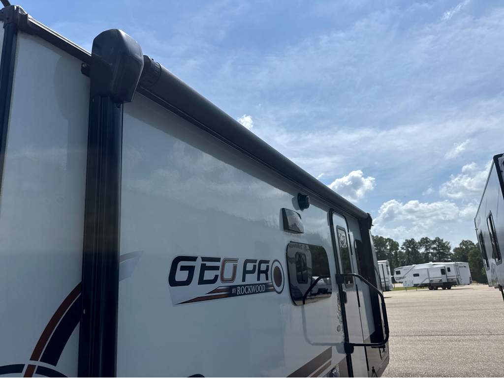 2025 FOREST RIVER GEO PRO 20FBS - Image 5