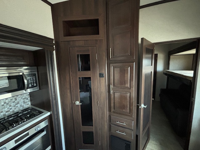 2018 Jayco North Point 379DBFS - Image 23