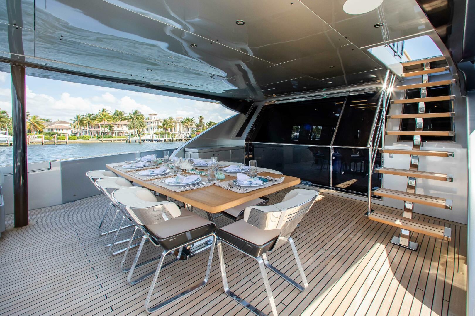 2014 Riva Mythos - Image 25