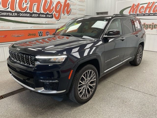 2024 Jeep Grand-Cherokee-L Laredo Altitude 4x4 - Image 1