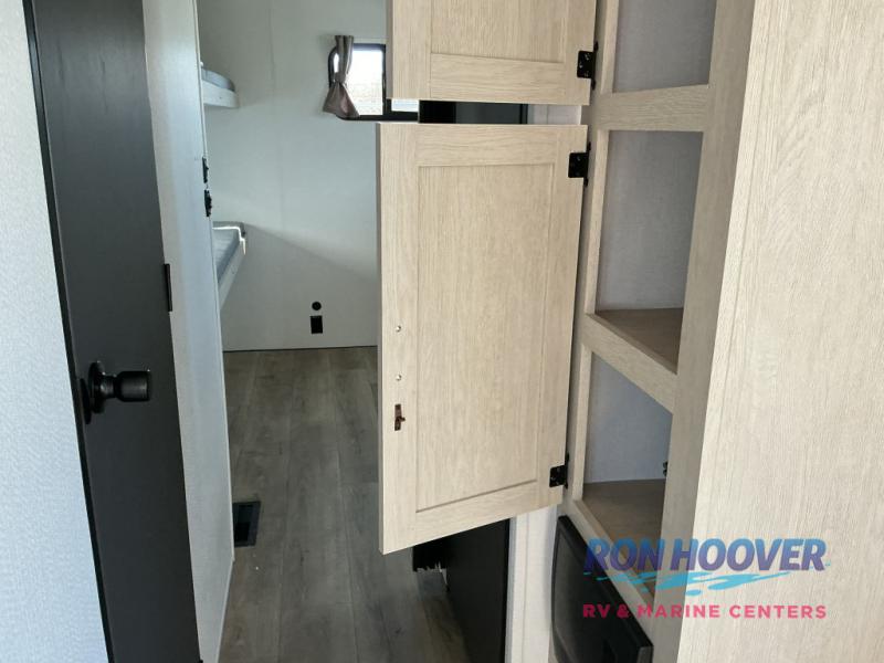 2026 COACHMEN 5320BEDS - Image 5