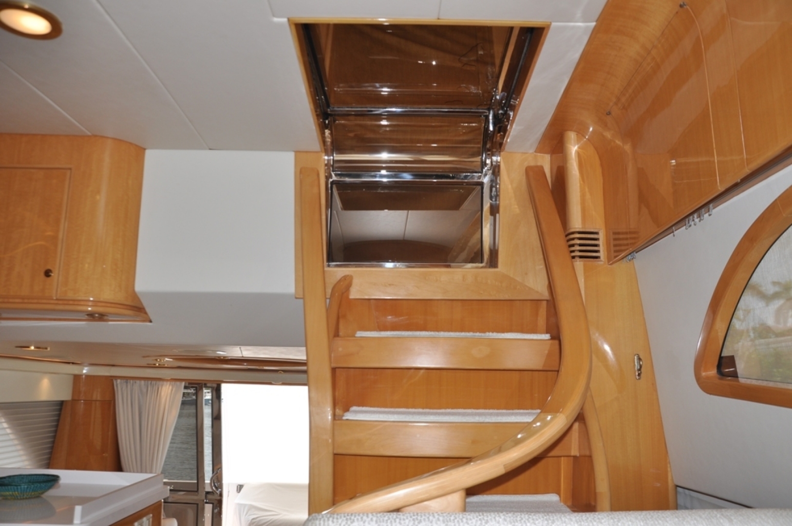 2003 McKinna 58 - Image 12