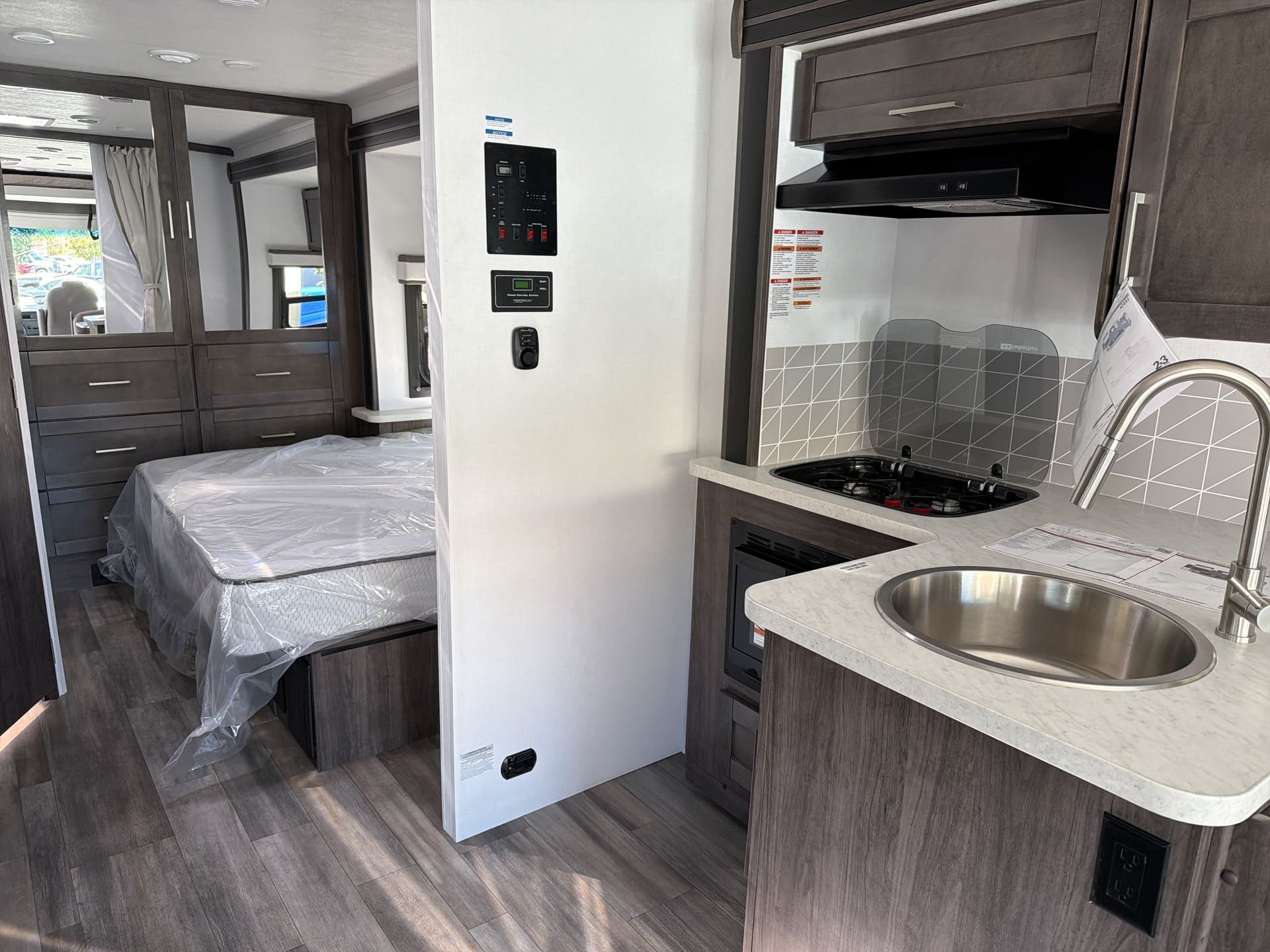 2026 Entegra Coach Vision SE 27ASE - Image 29