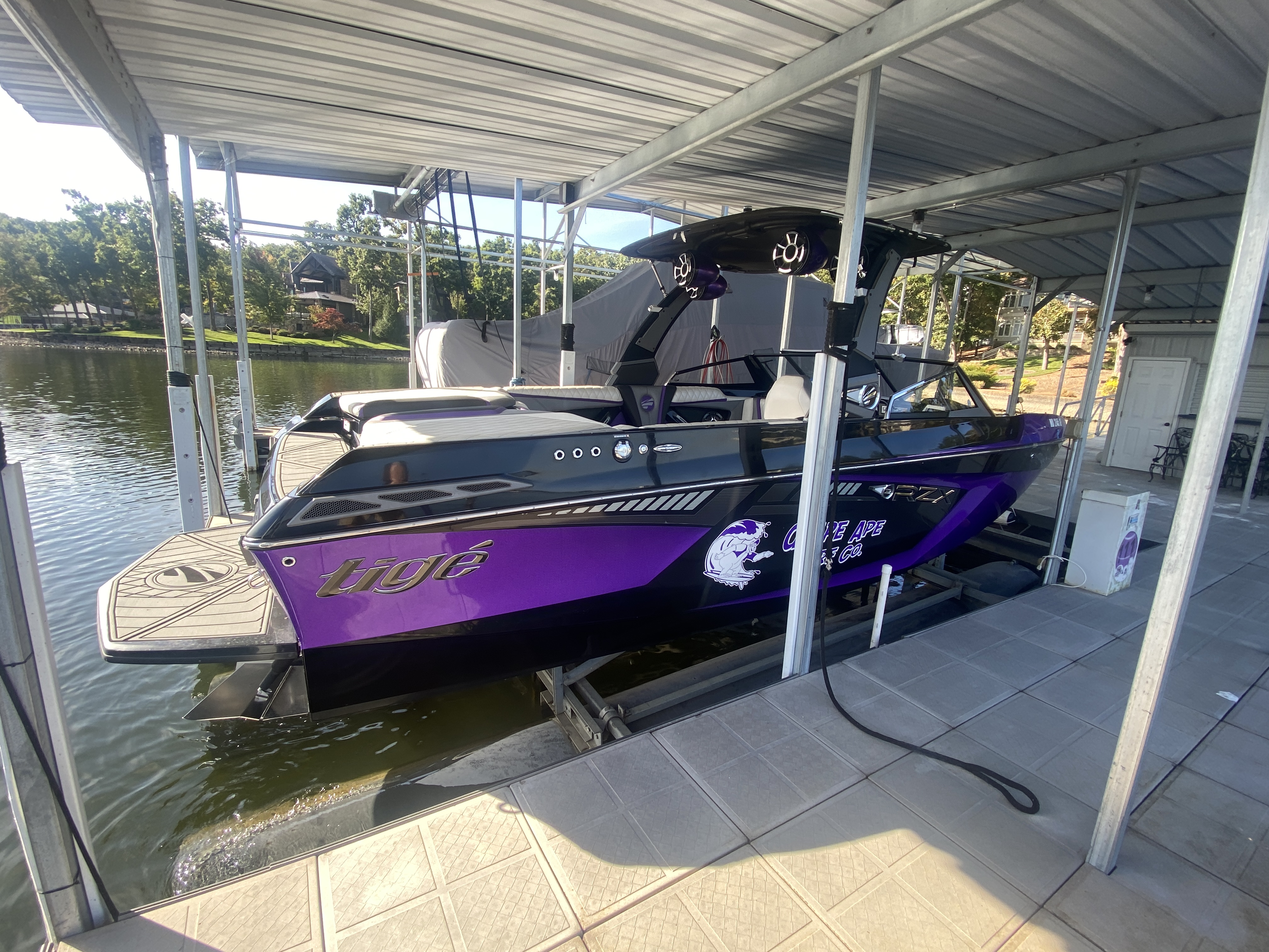 2017 Tigé RZX3 - Image 24