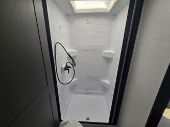 2027 VENTURE RV STRATUS 282VFD - Image 16