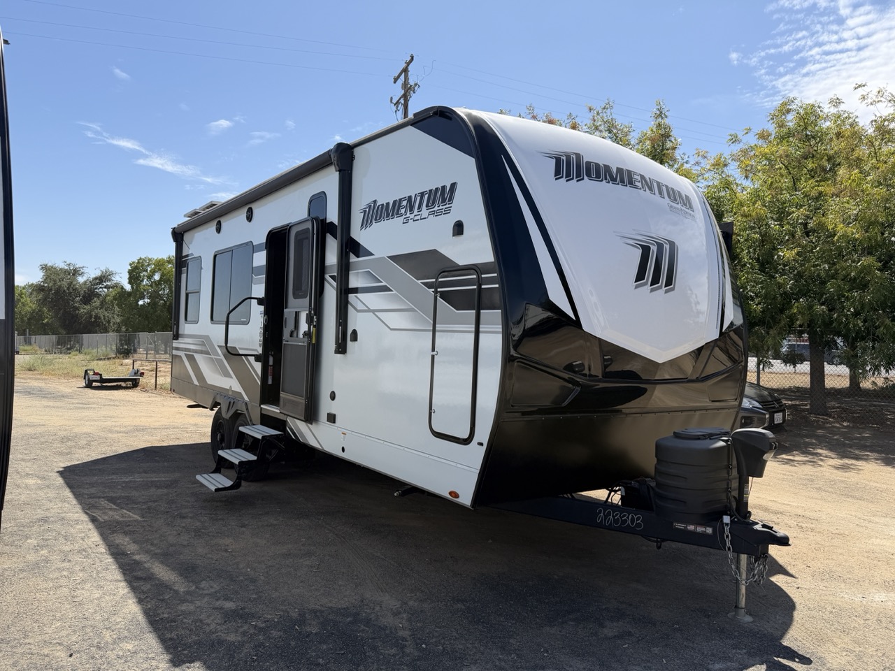 2026 Grand Design Momentum G-Class 23G - Image 1