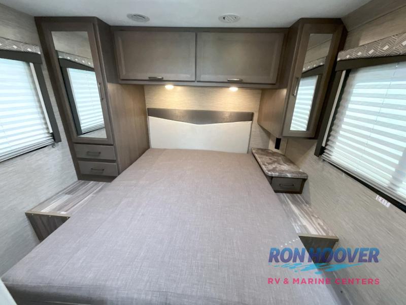2024 THOR MOTOR COACH 28A - Image 18