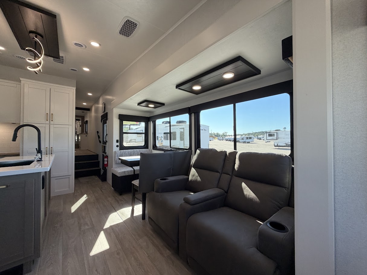 2027 JAYCO EAGLE 355MBQS - Image 10
