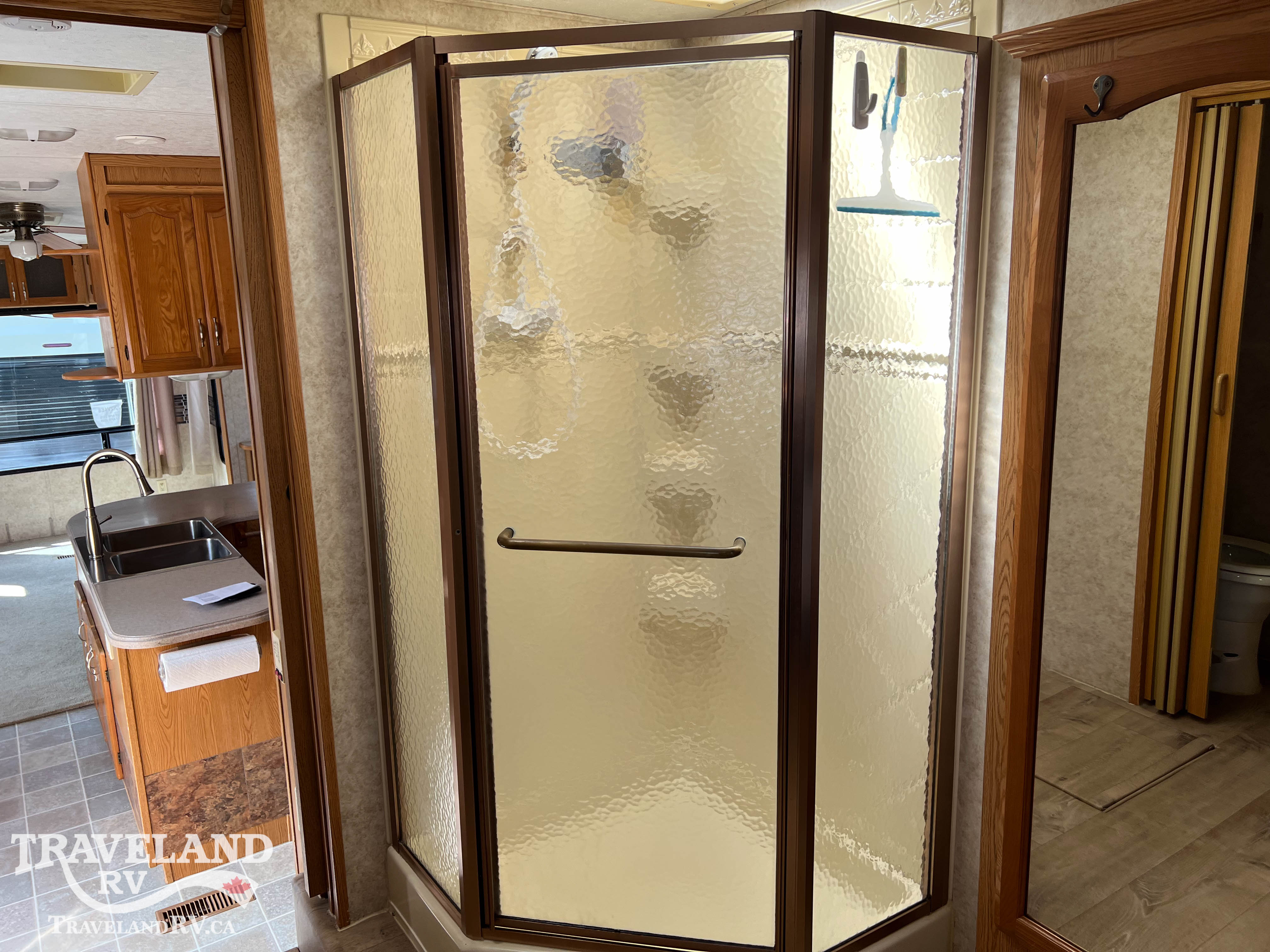 2006 KEYSTONE MONTANA 3400RL - Image 32