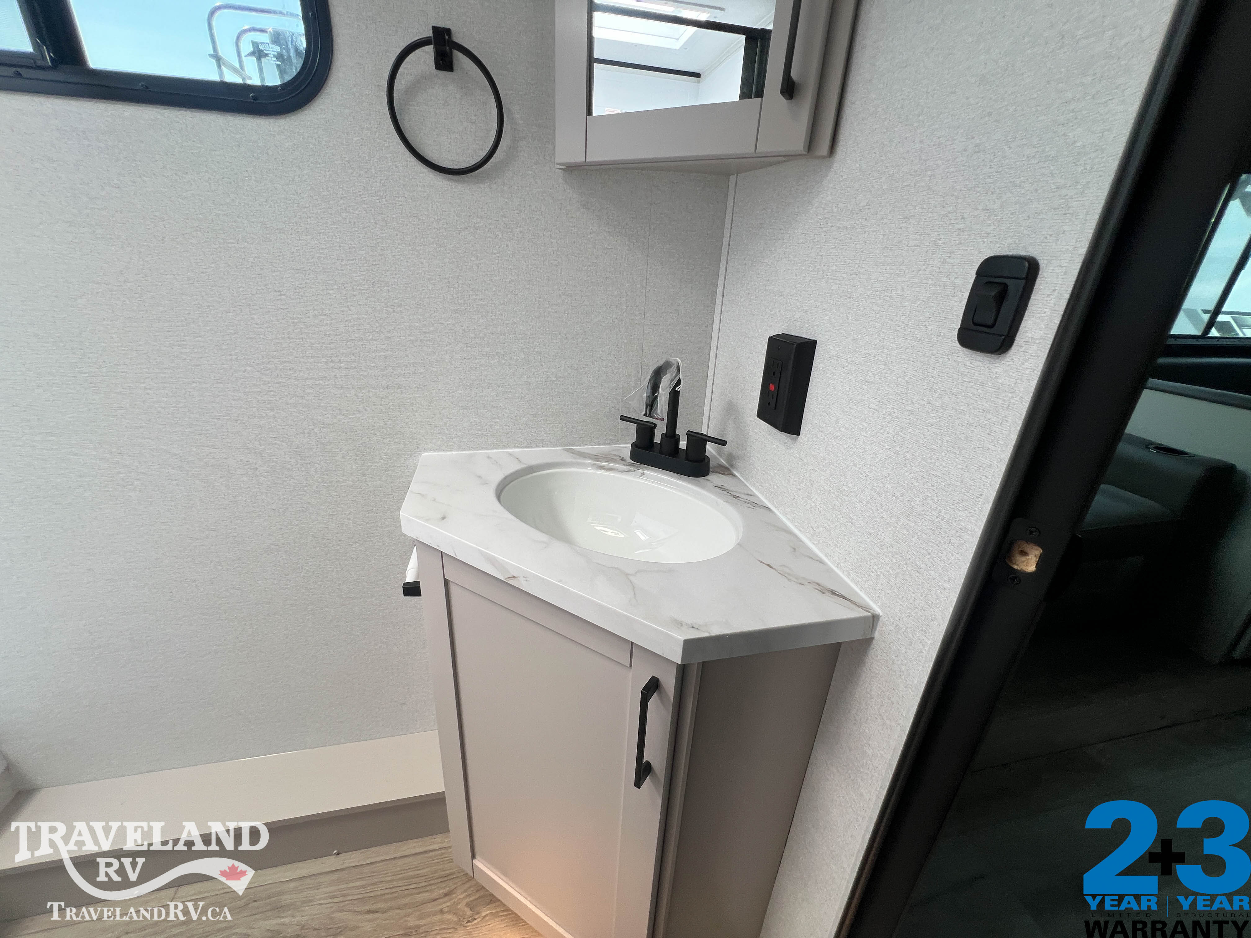 2026 Jayco Jay Feather 27BH - Image 28