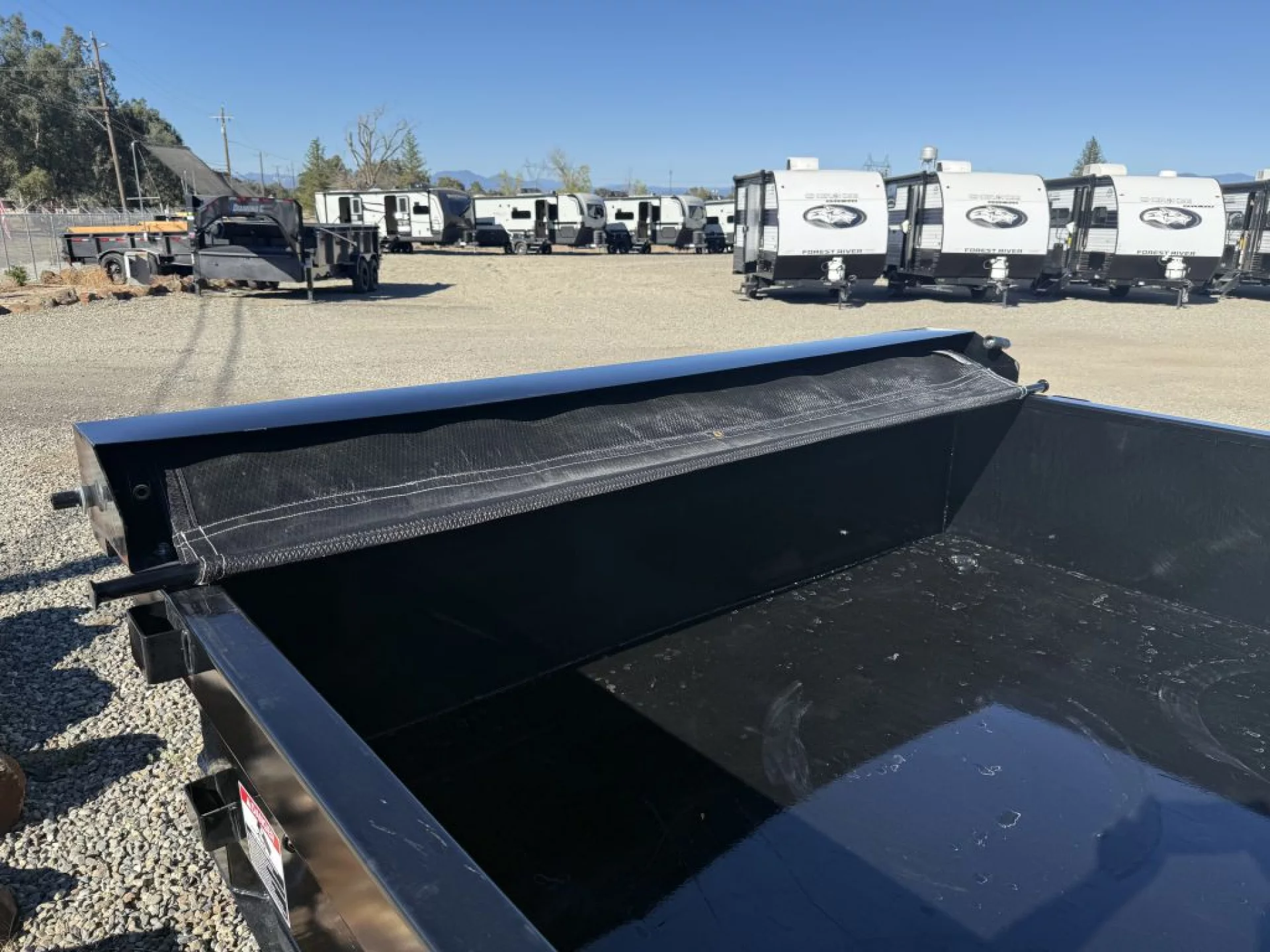2026 LOAD TRAIL LOAD TRAIL DT142 7 X 14 GVWR 14K - Image 3