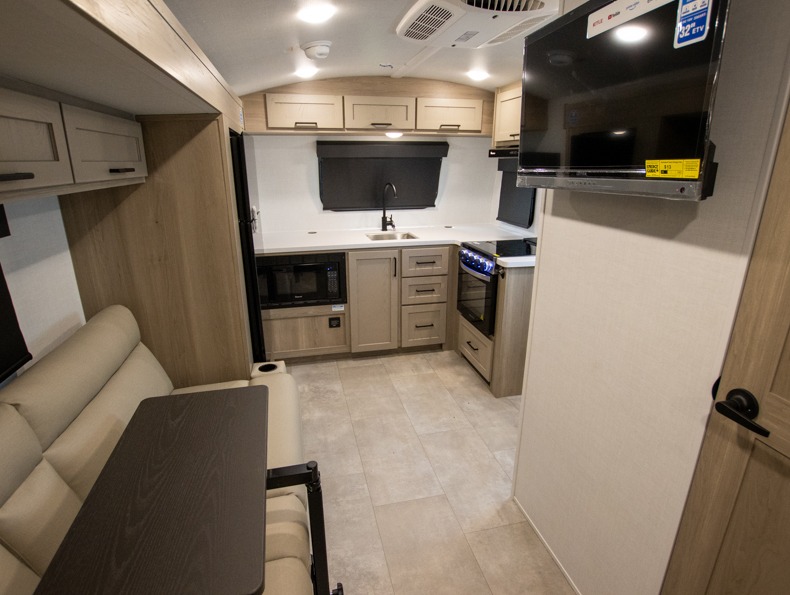 2026 Forest River Rockwood Geo Pro 20FK - Image 23