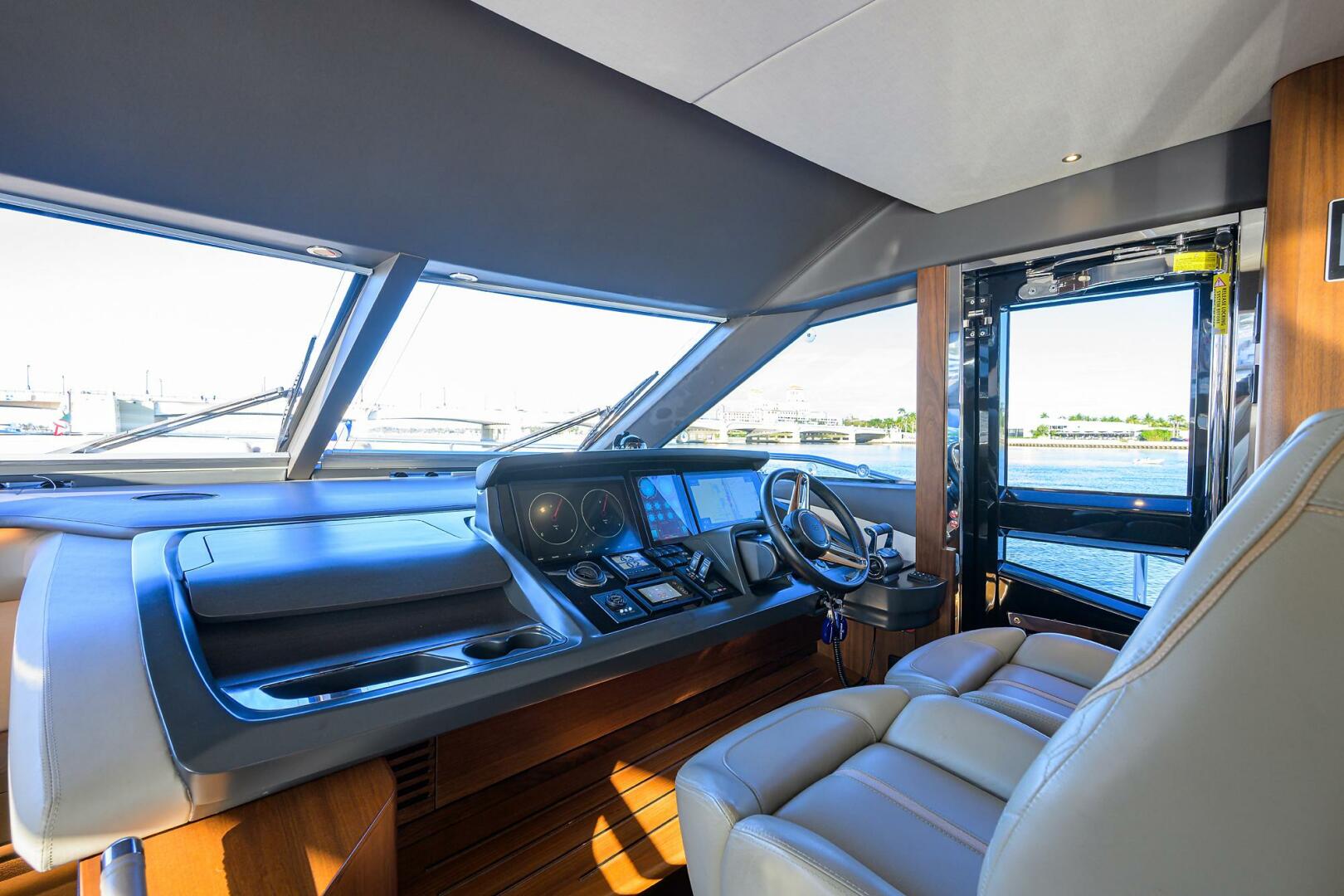 2003 Jupiter 31 Cuddy - Image 48