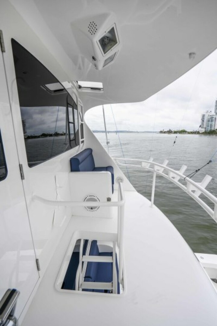 2011 Viking 70 Enclosed Bridge - Image 53