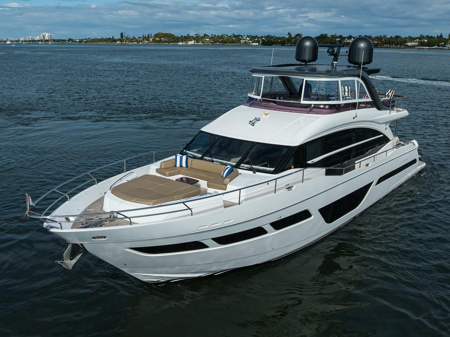 2003 Jupiter 31 Cuddy - Image 208