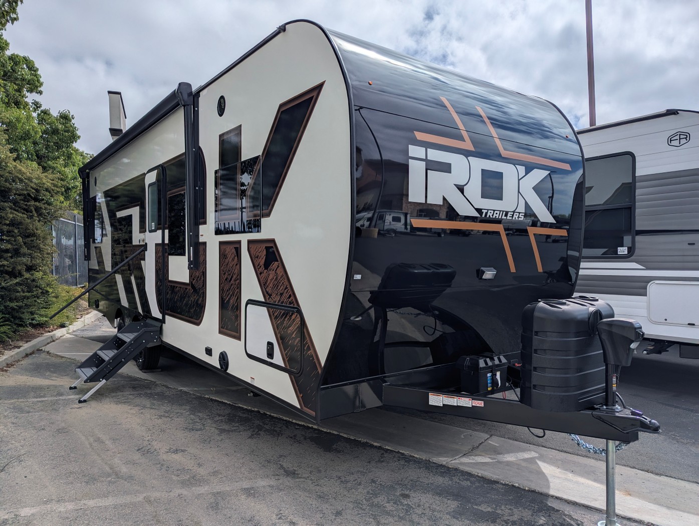 2026 IROK Trailers IROK FS Luxe FS 2814 - Image 1