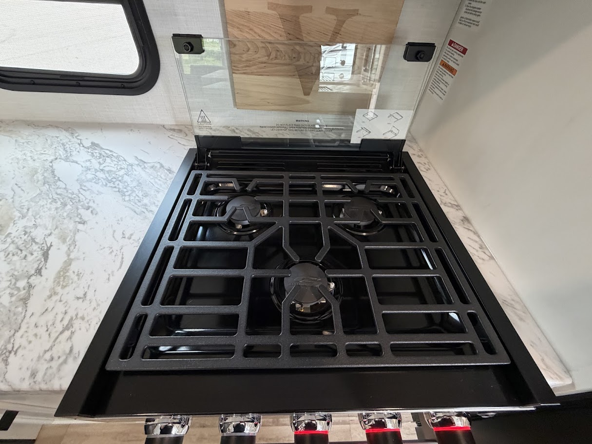 2026 VENTURE RV SPORTTREK 327VIK - Image 34