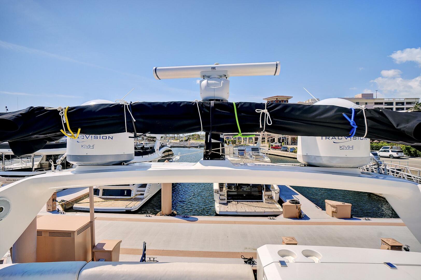 2017 Sunseeker 68 Sport Yacht - Image 29