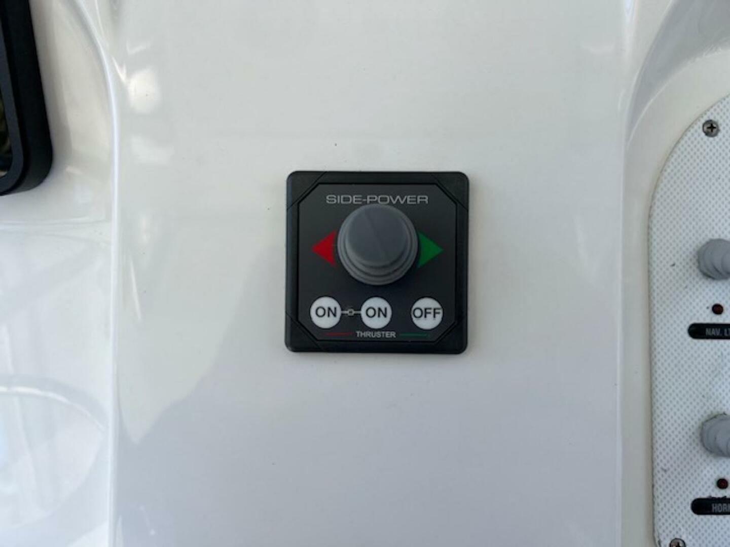 2008 Spectre 34 Center Console - Image 26