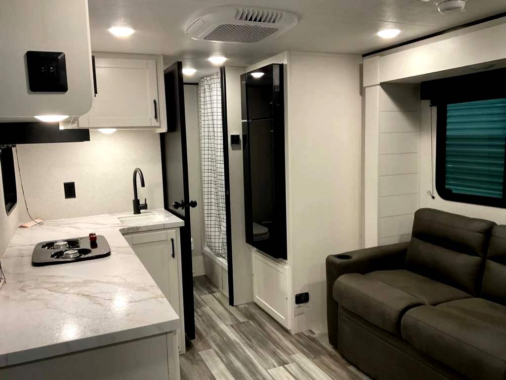 2026 JAYCO Jay Flight 180 LK - Image 5