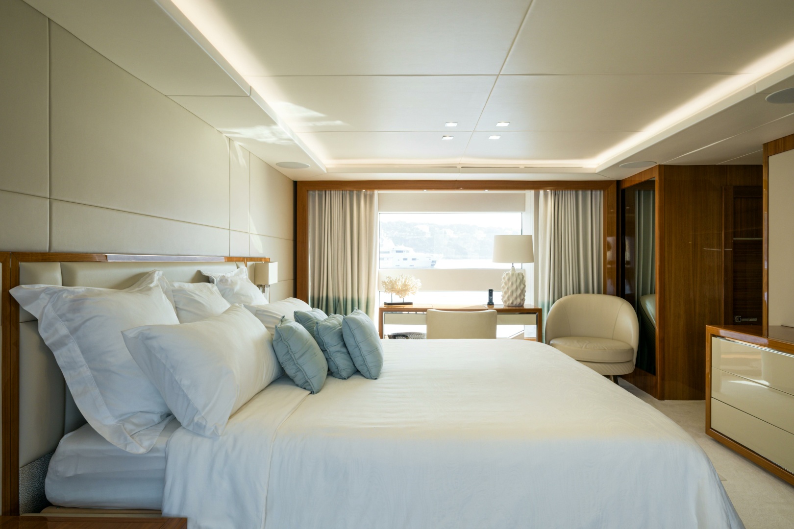2018 Sunseeker Sunseeker 116 Yacht - Image 29