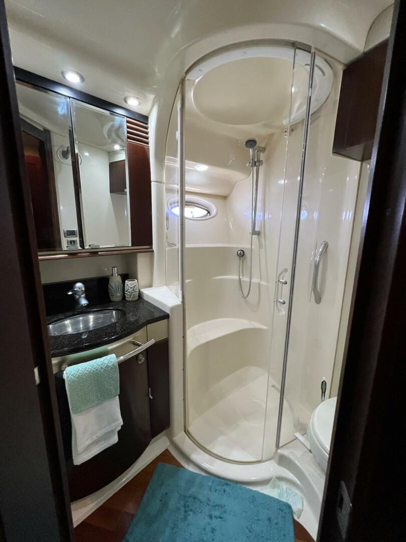 2005 Sea Ray 500 Sedan Bridge - Image 21