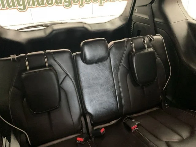 2025 Chrysler Pacifica Limited FWD - Image 10