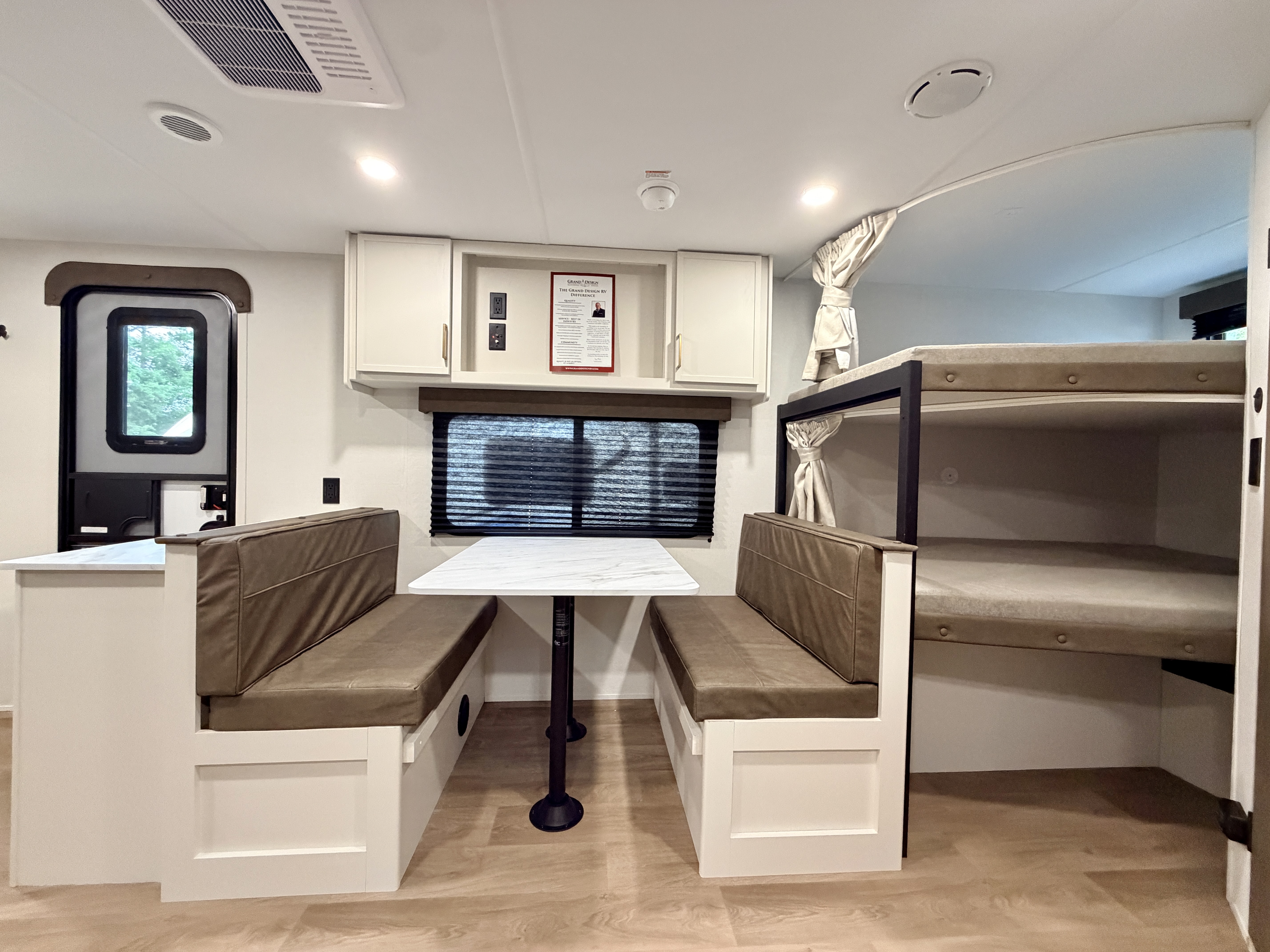 2027 Grand Design Transcend XPLOR 26BHX - Image 13