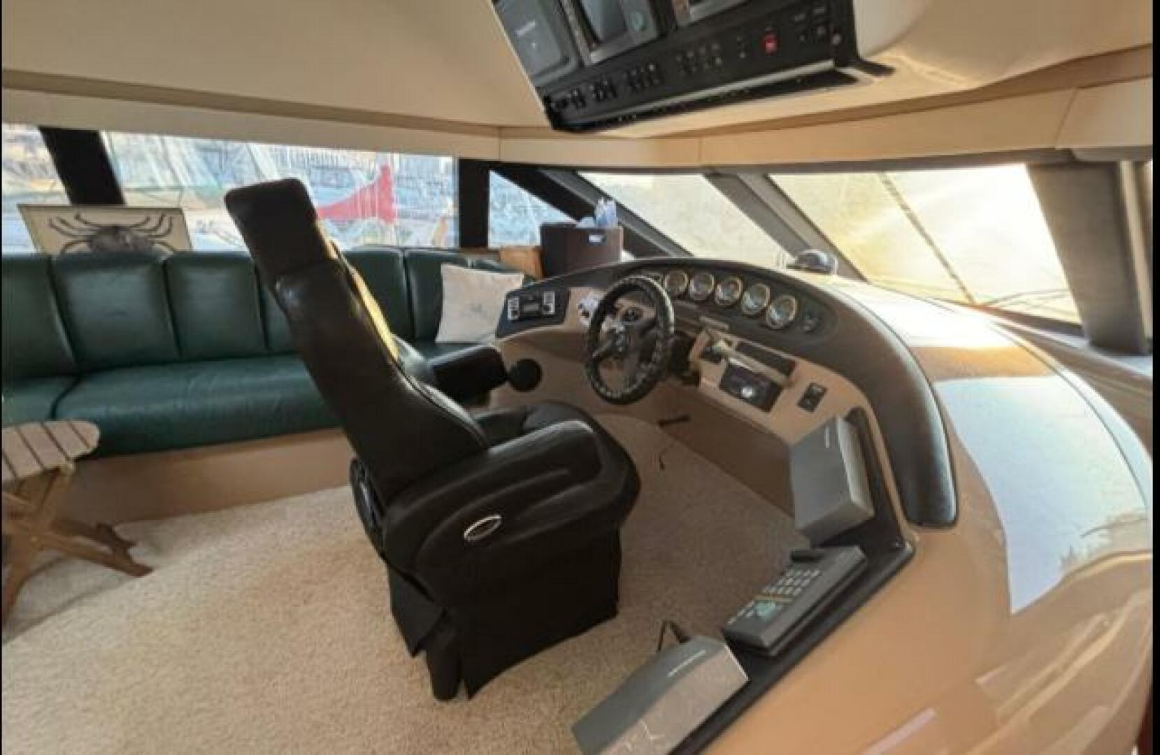 1998 Carver 530 Voyager - Image 41