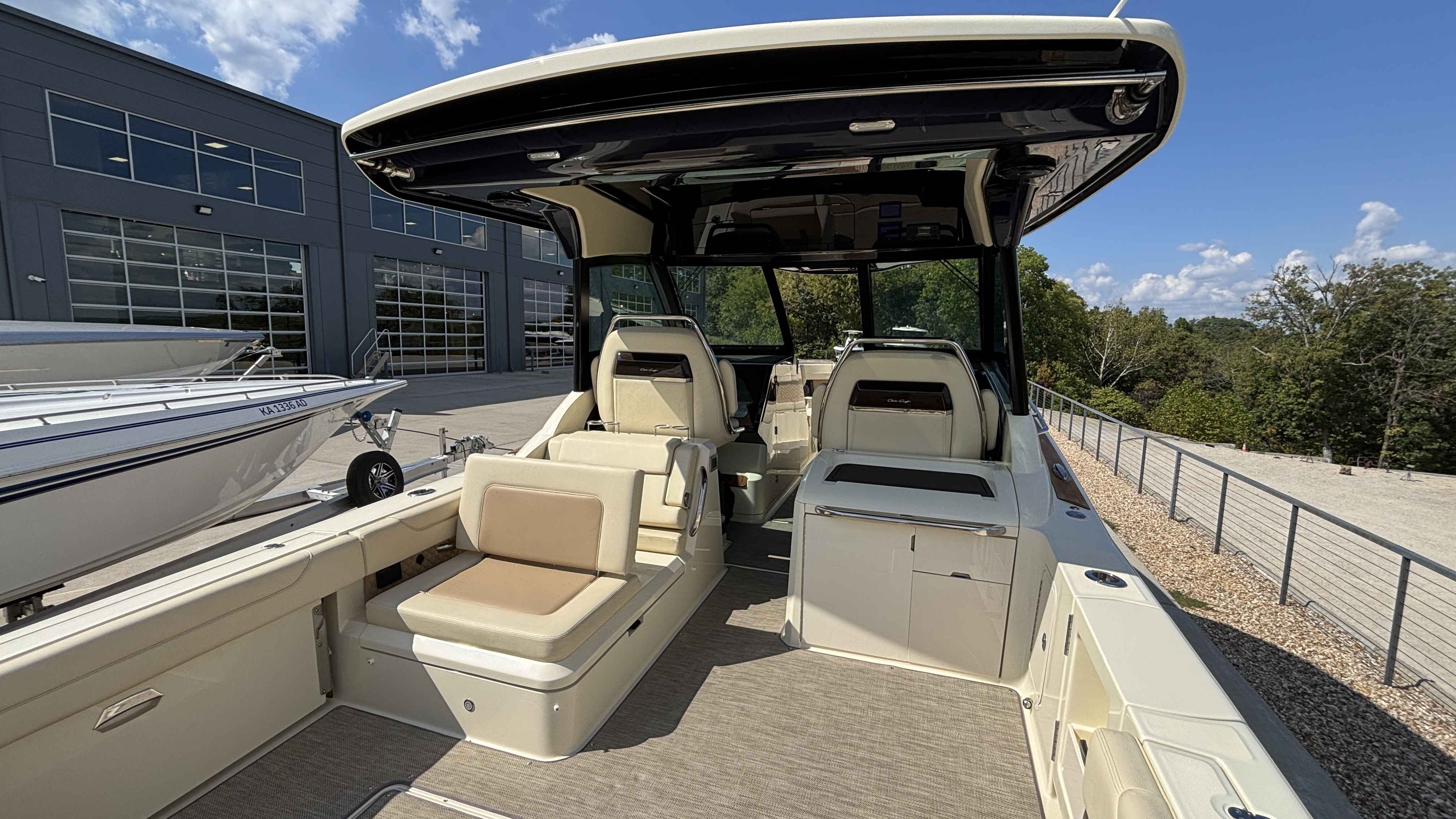 2021 Chris Craft 35 Calypso - Image 12