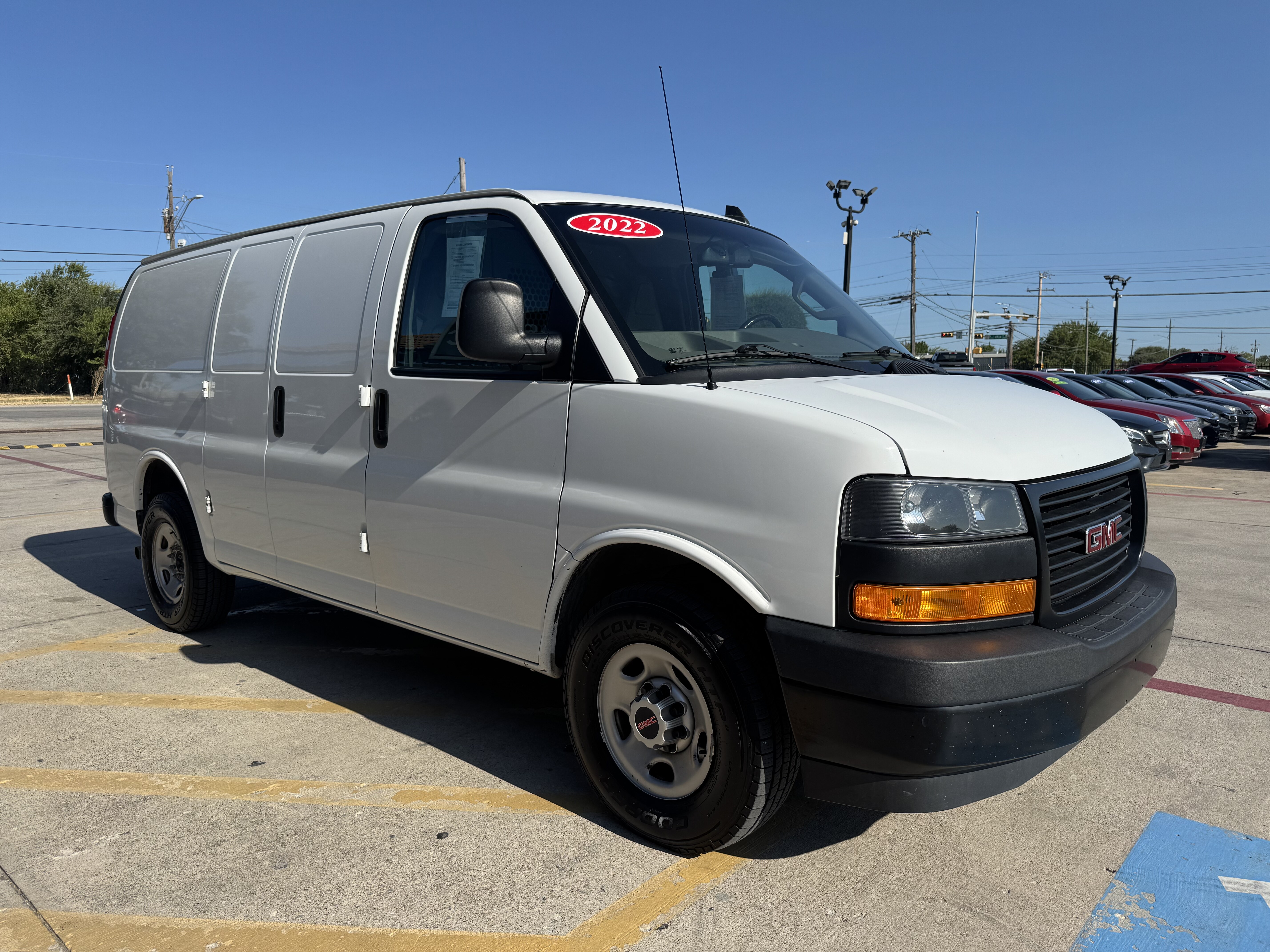 2022 GMC Savana 80952 - Image 4