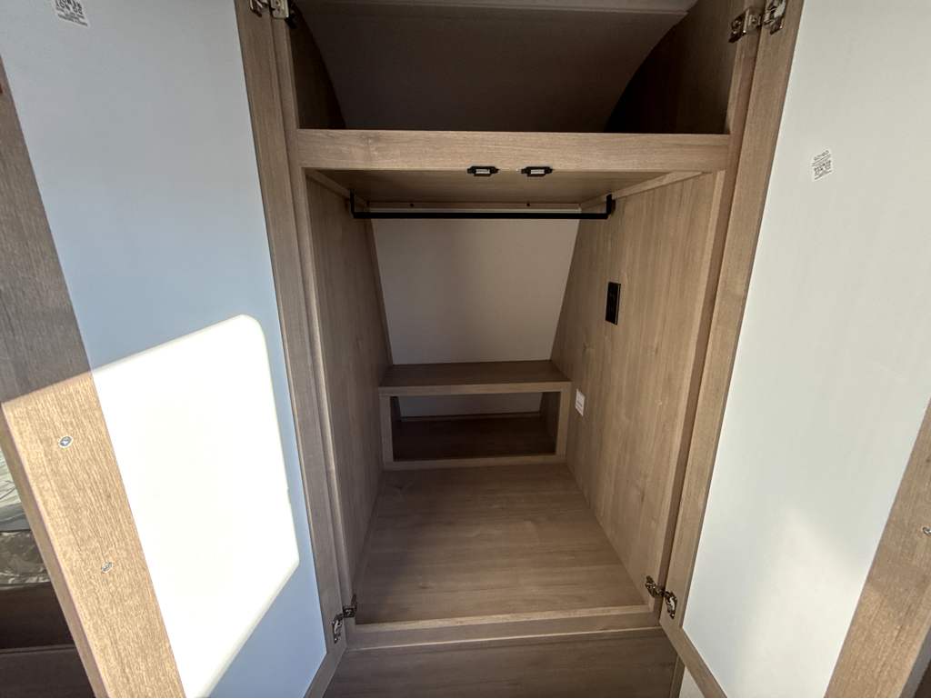 2026 GRAND DESIGN IMAGINE 2700BS - Image 26
