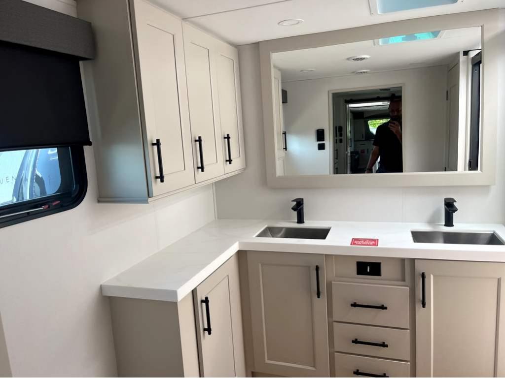 2026 GRAND DESIGN SOLITUDE 380FL - Image 20
