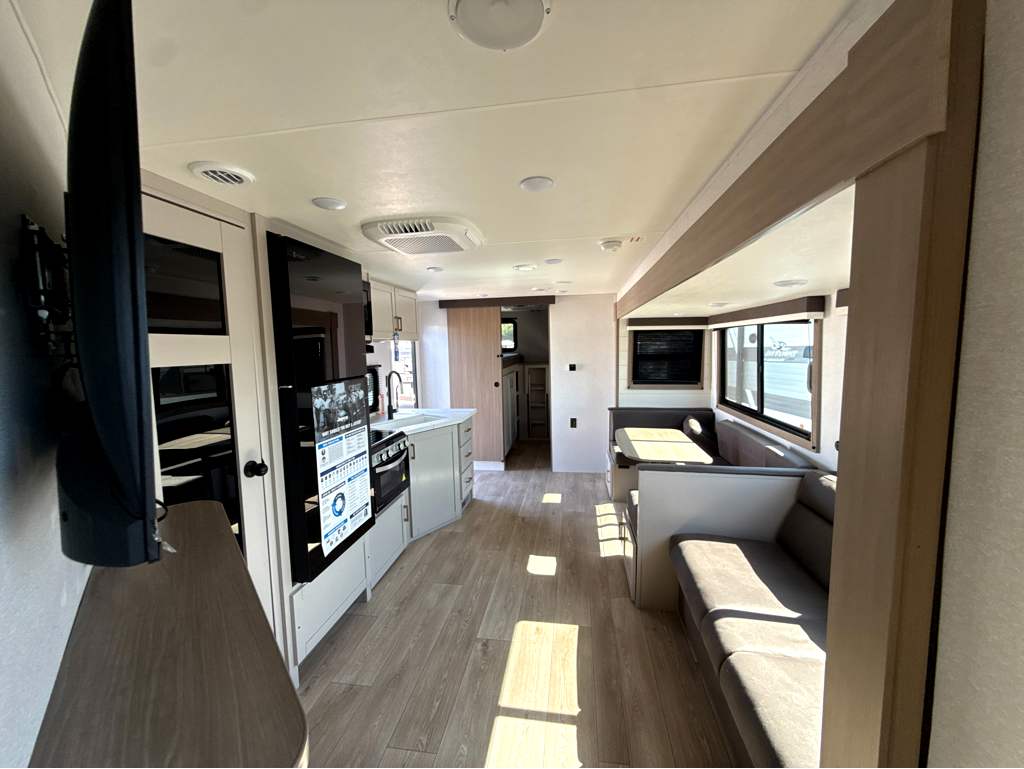 2027 JAYCO JAY FLIGHT 295TBS - Image 6