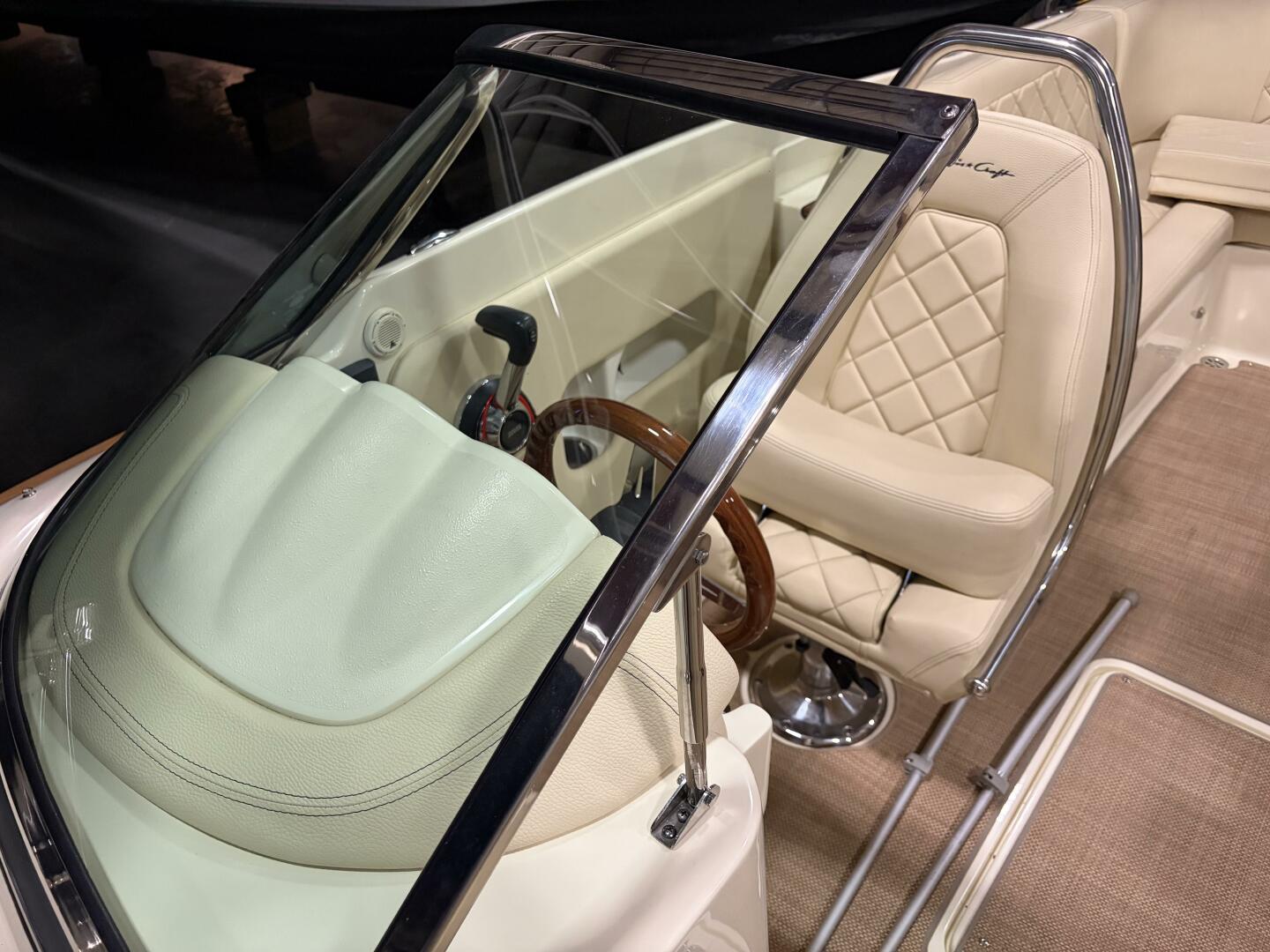 2020 Chris-Craft - Image 10