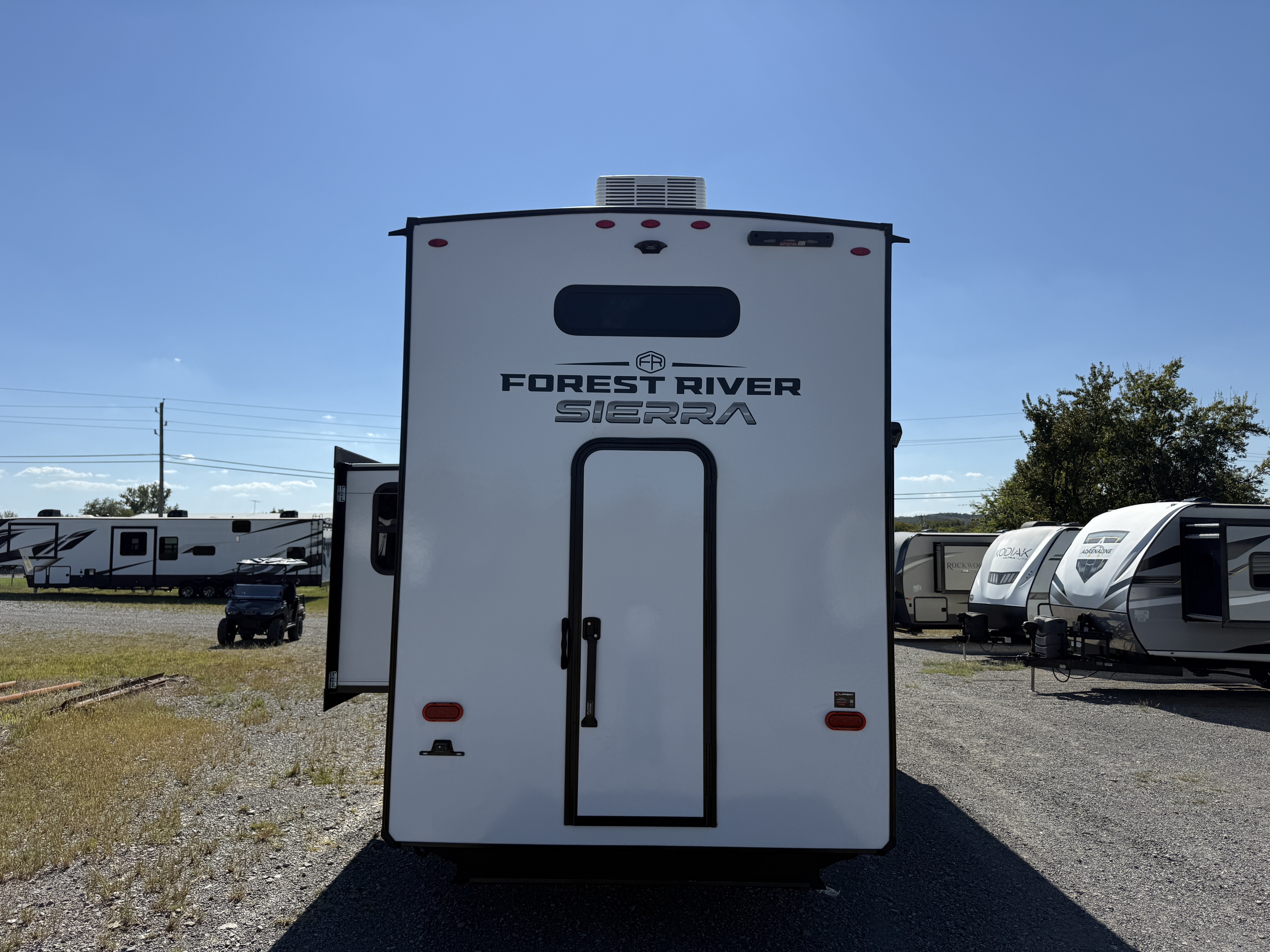 2026 Forest River Sierra 4002FB - Image 8