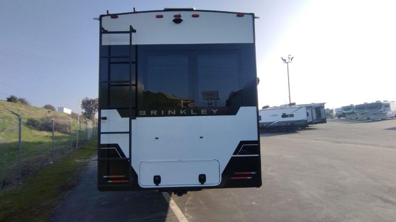 2026 Brinkley RV Model Z 3515 - Image 3