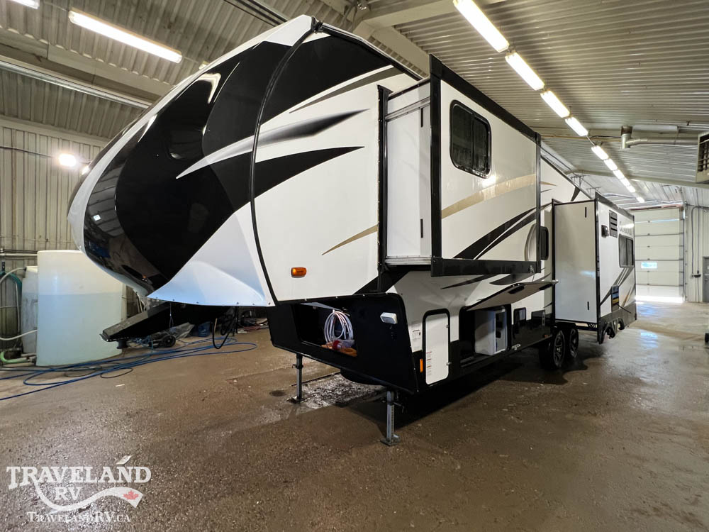 2017 Heartland Sundance XLT SD XLT 289TS - Image 6