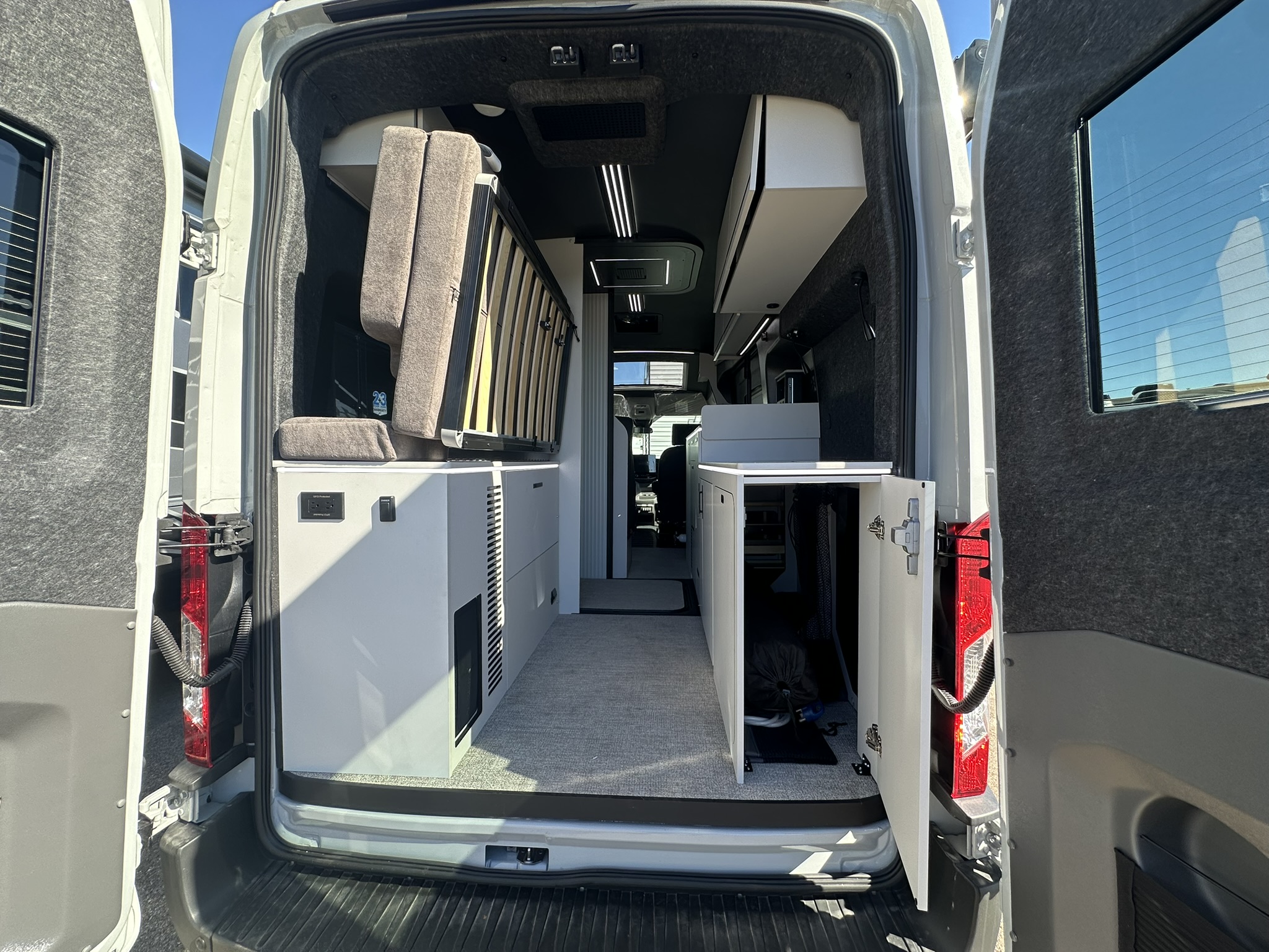 2026 GRAND DESIGN LINEAGE SERIESVT LVT1 - Image 50